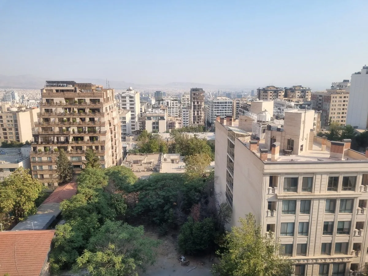 آپارتمان 106 متری مسکونی در ولنجک